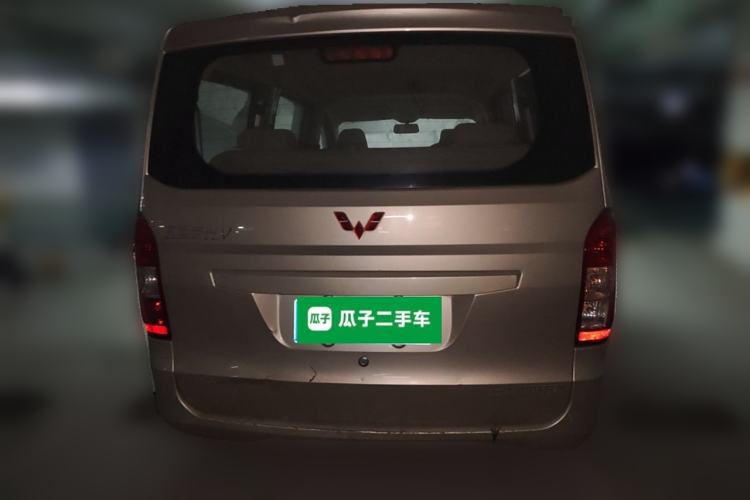Used Wuling Rongguang V 2018 1.5L Practical Version Rear