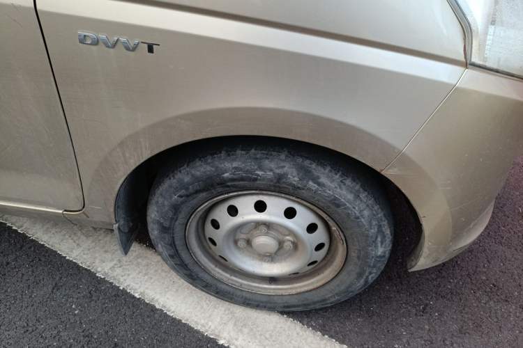 Used Wuling Rongguang V  Right Front Wheel Hub
