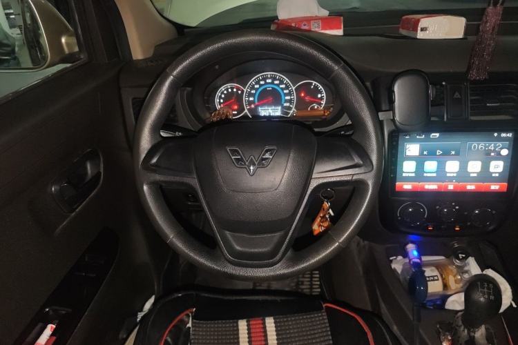 Used Wuling Rongguang V 2018 1.5L Standard Version Steering Wheel