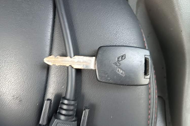 Used Wuling Rongguang V 2018 1.5L Practical Version Vehicle Key