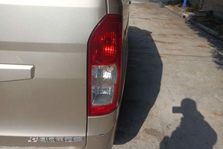 Used Wuling Rongguang V 2018 1.2L Standard Model Right Rear Taillight