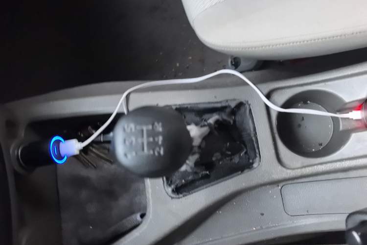 Used Wuling Rongguang V 2018 1.5L Practical Version Gear Lever