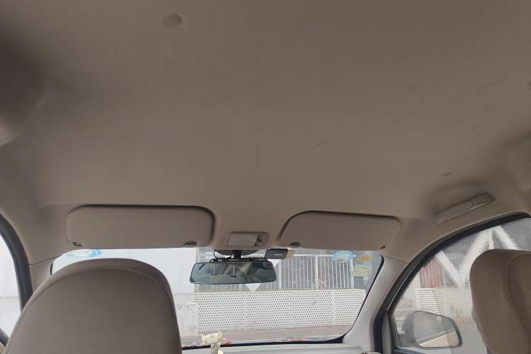 Used Wuling Rongguang V 2018 1.5L Practical Version Headliner