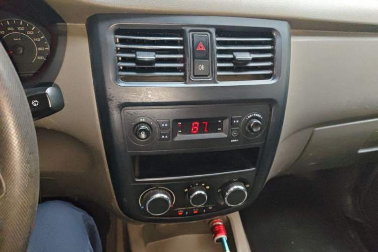 Used Wuling Rongguang V  Audio And AC Panel