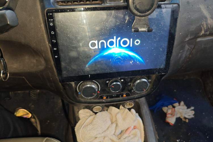 Used Wuling Rongguang V 2018 1.5L Standard Version Audio And AC Panel