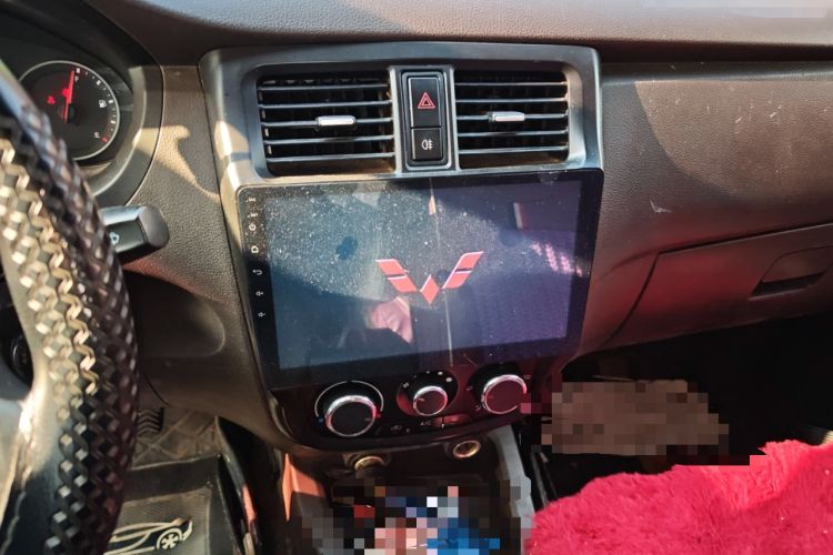 Used Wuling Rongguang V 2018 1.5L Standard Version Audio And AC Panel