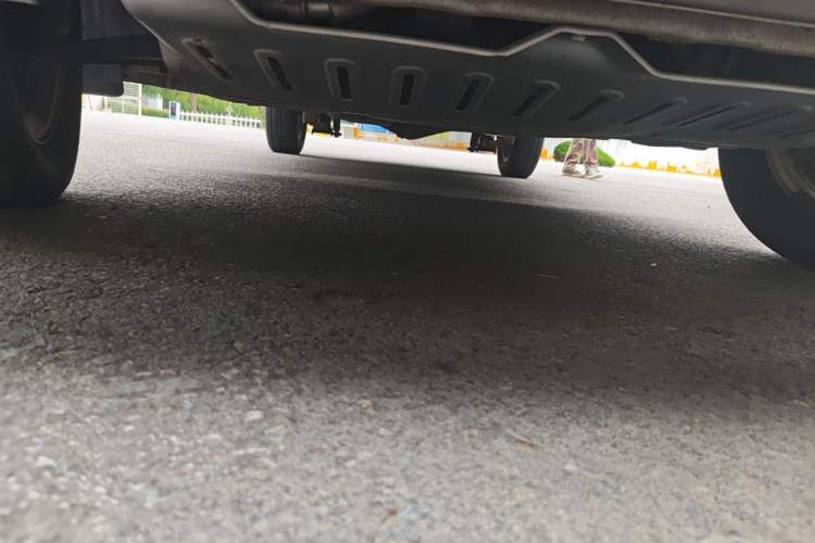 Used Wuling Rongguang V 2018 1.5L Practical Version Chassis Front