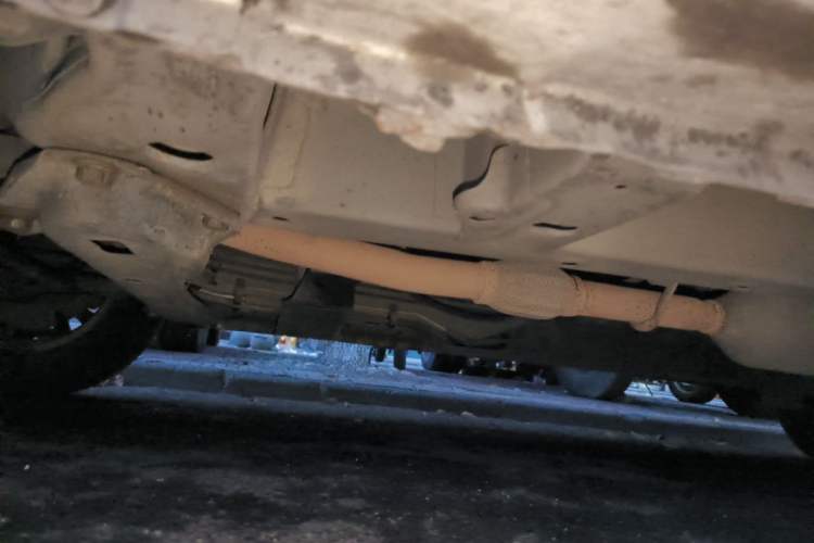 Used Wuling Rongguang V 2018 1.2L Standard Model Chassis Front Left