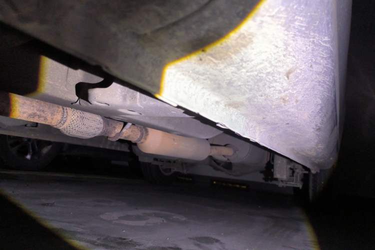 Used Wuling Rongguang V 2018 1.5L Standard Version Chassis Front Left