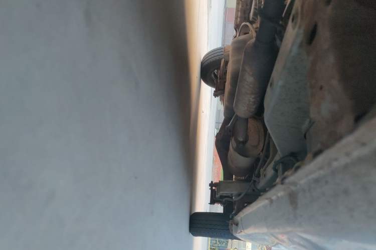 Used Wuling Rongguang V 2018 1.5L Practical Version Chassis Front Left