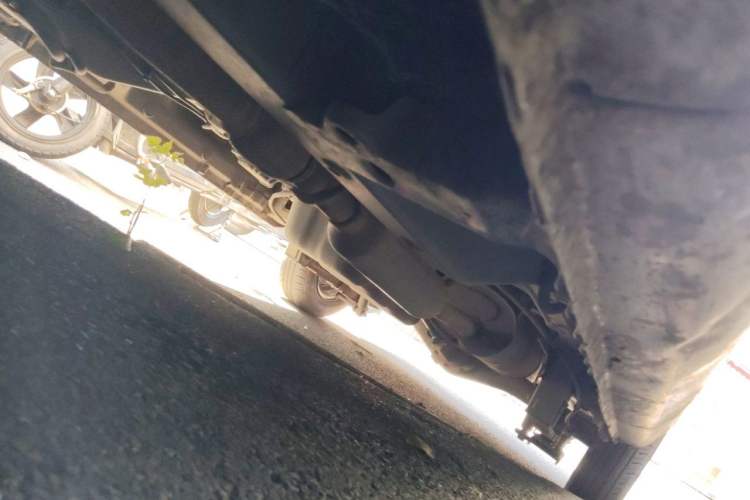 Used Wuling Rongguang V 2018 1.5L Practical Version Chassis Front Left
