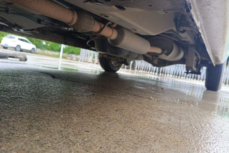 Used Wuling Rongguang V 2018 1.5L Standard Version Chassis Front Left