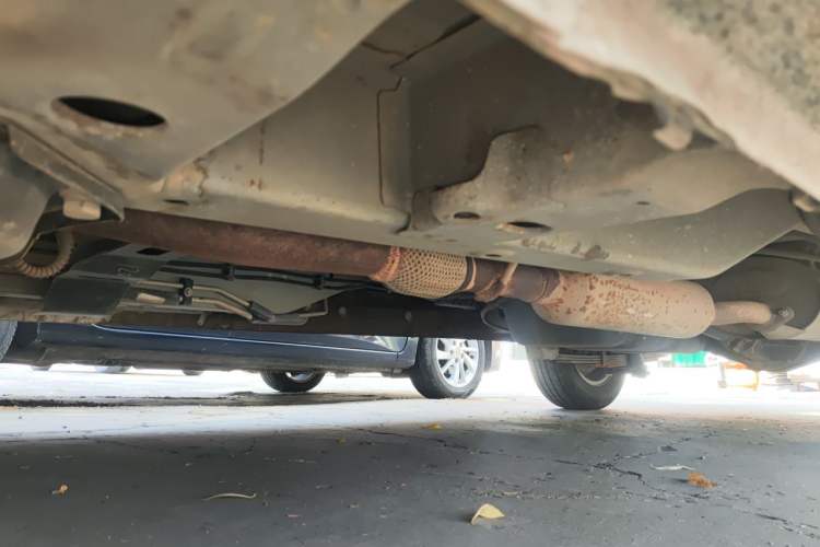 Used Wuling Rongguang V 2018 1.5L Standard Version Chassis Front Left