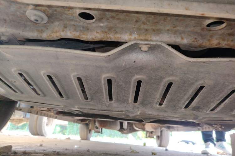 Used Wuling Rongguang V 2018 1.5L Practical Version Chassis Front