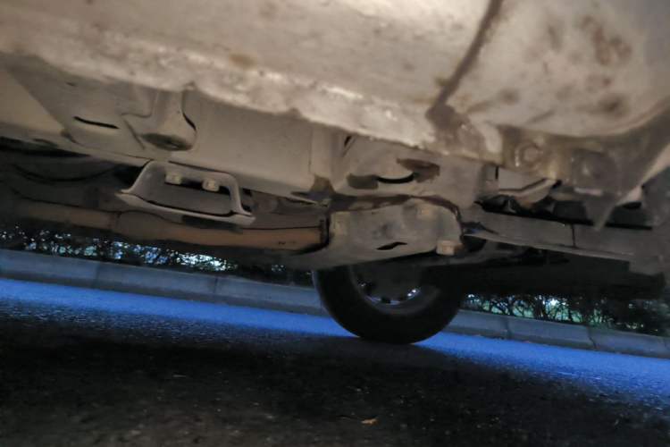 Used Wuling Rongguang V 2018 1.2L Standard Model Chassis Front Right