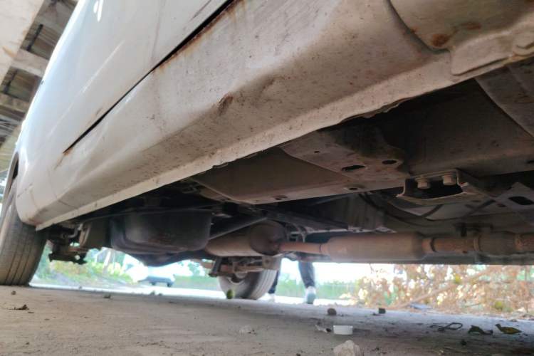 Used Wuling Rongguang V 2018 1.5L Practical Version Chassis Front Right