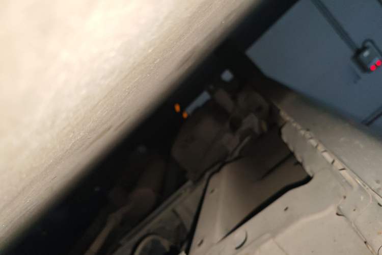 Used Wuling Rongguang V 2018 1.2L Practical Model Chassis Front Right
