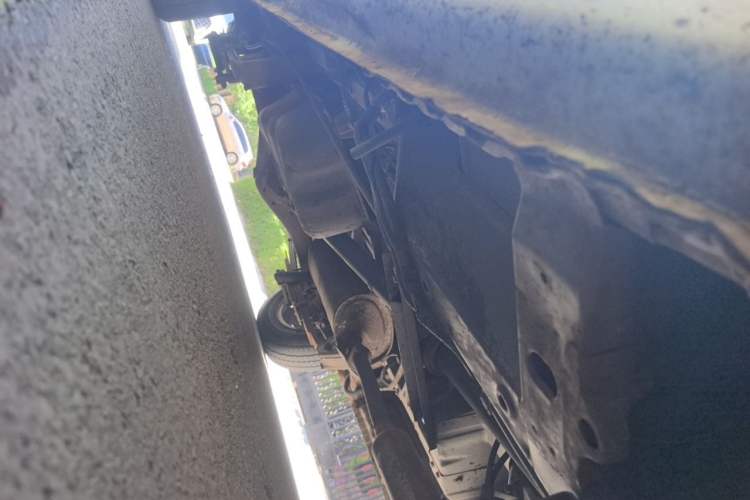 Used Wuling Rongguang V 2018 1.5L Standard Version Chassis Front Right