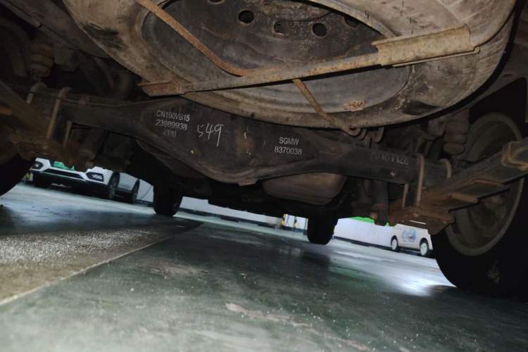 Used Wuling Rongguang V 2018 1.5L Standard Version Chassis Rear