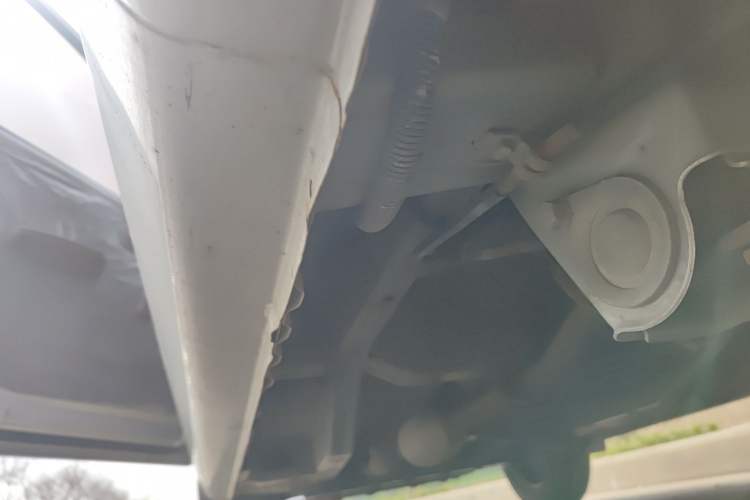 Used Wuling Rongguang V 2018 1.2L Practical Model Chassis Rear Left