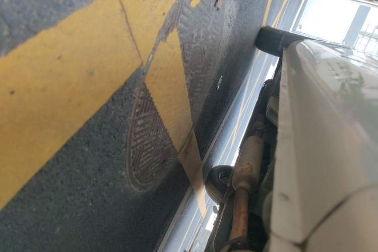 Used Wuling Rongguang V  Chassis Rear Left