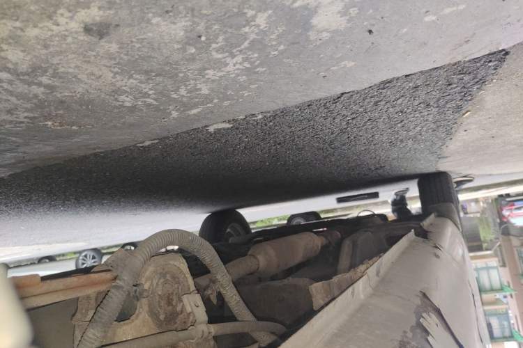 Used Wuling Rongguang V 2018 1.5L Standard Version Chassis Rear Left