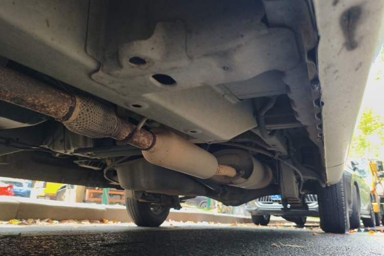 Used Wuling Rongguang V 2018 1.5L Standard Version Chassis Rear Left
