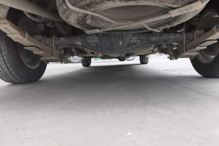 Used Wuling Rongguang V 2018 1.5L Standard Version Chassis Rear