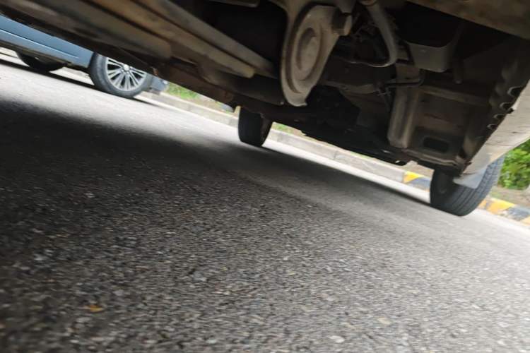 Used Wuling Rongguang V 2018 1.5L Practical Version Chassis Rear Right
