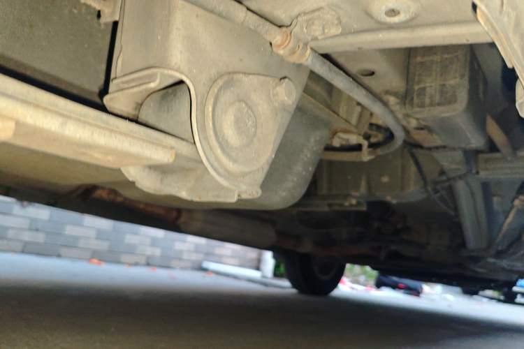 Used Wuling Rongguang V 2018 1.5L Standard Version Chassis Rear Right