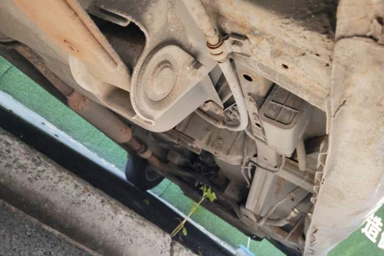 Used Wuling Rongguang V 2018 1.5L Practical Version Chassis Rear Right