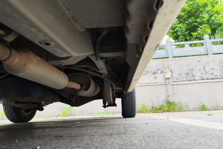 Used Wuling Rongguang V 2018 1.5L Standard Version Chassis Rear Right