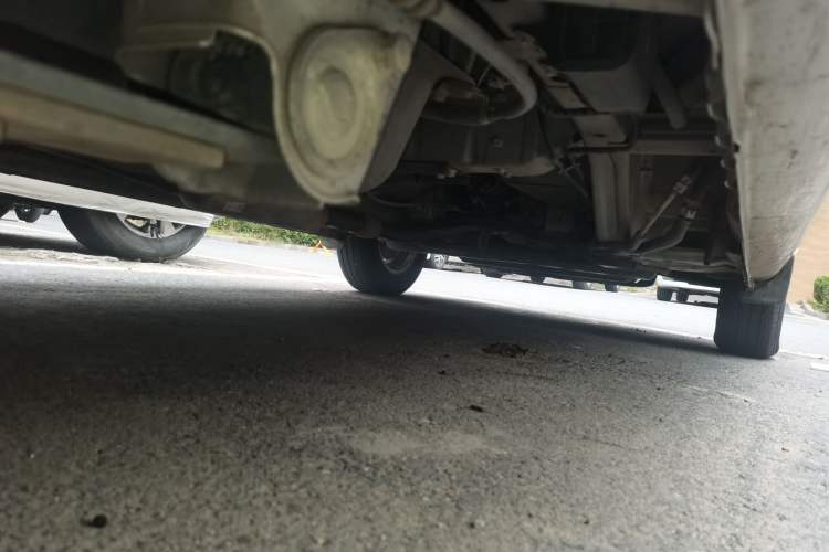 Used Wuling Rongguang V 2018 1.5L Standard Version Chassis Rear Right