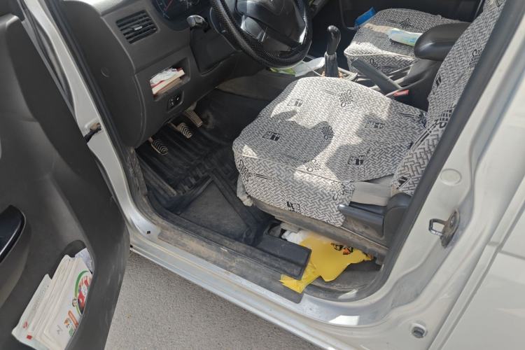 Used Wuling Rongguang V 2018 1.5L Standard Version Driver Seat