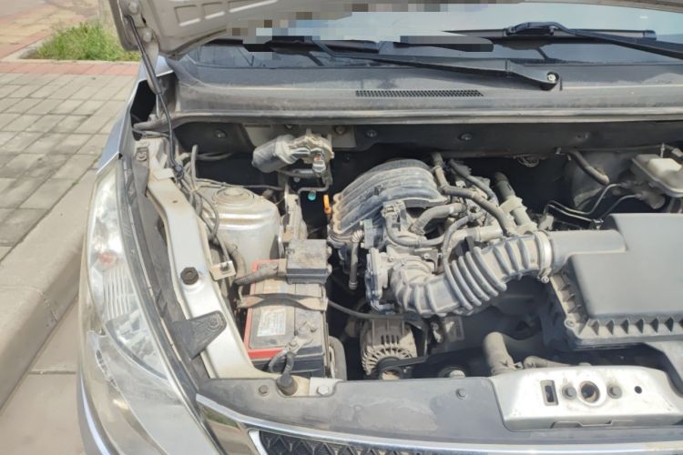 Used Wuling Rongguang V 2018 1.2L Practical Model Engine Bay Right