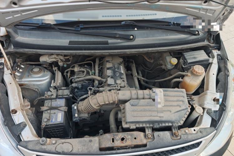 Used Wuling Rongguang V  Engine Bay