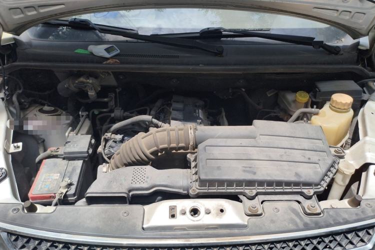 Used Wuling Rongguang V 2018 1.5L Standard Version Engine Bay