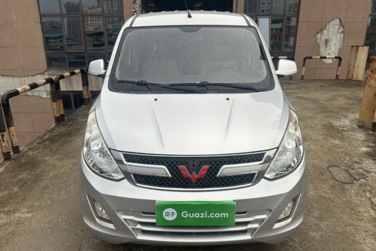 Used Wuling Rongguang V 2018 1.5L Standard Version Exterior 1