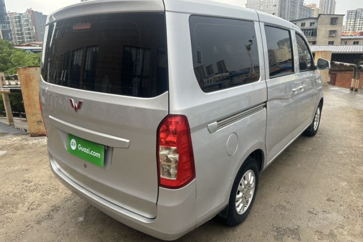 Used Wuling Rongguang V 2018 1.5L Standard Version Exterior 4