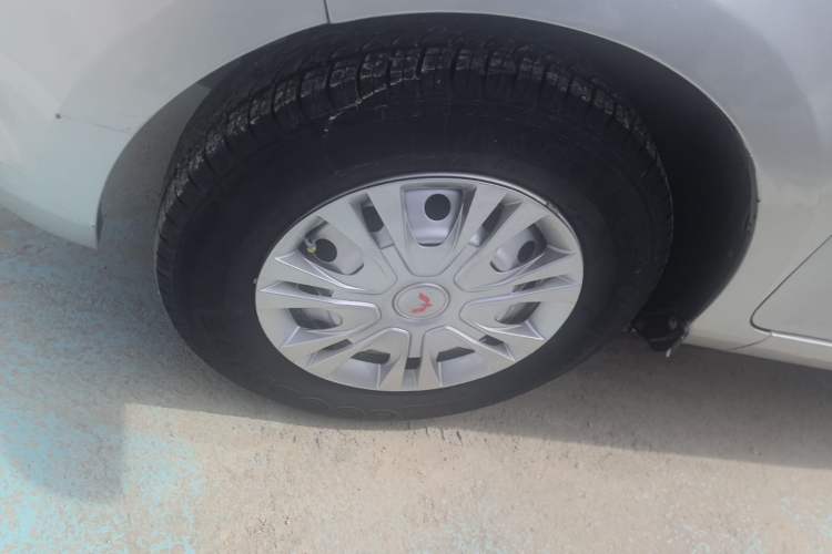 Used Wuling Rongguang V 2018 1.5L Practical Version Exterior 4