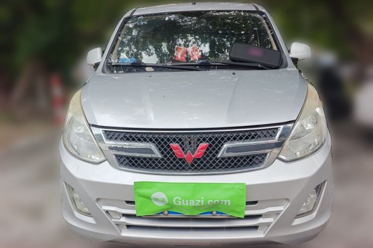 Used Wuling Rongguang V 2018 1.5L Standard Version Front