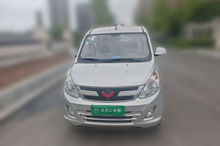 Used Wuling Rongguang V 2018 1.5L Standard Version Front