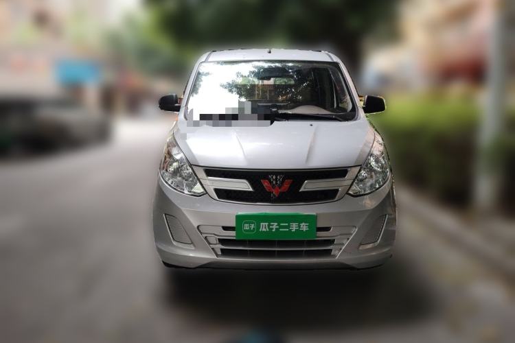 Used Wuling Rongguang V 2018 1.5L Practical Version Front