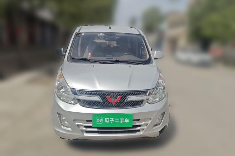 Used Wuling Rongguang V 2018 1.5L Standard Version Front