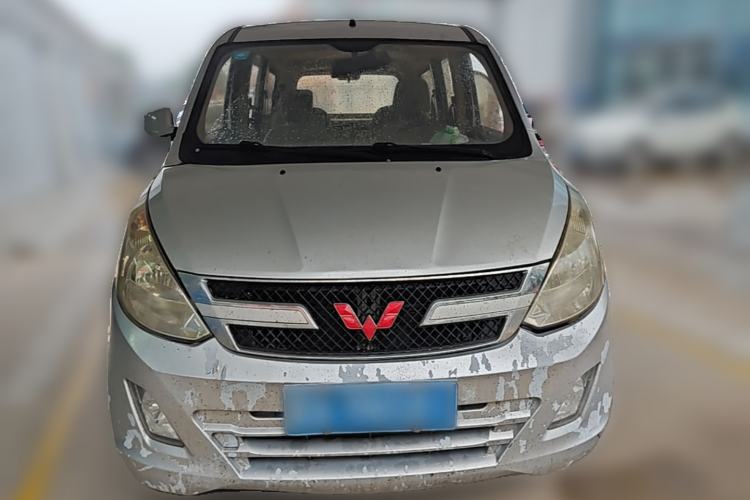 Used Wuling Rongguang V 2018 1.5L Standard Version Front