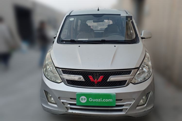 Used Wuling Rongguang V 2018 1.5L Standard Version Front