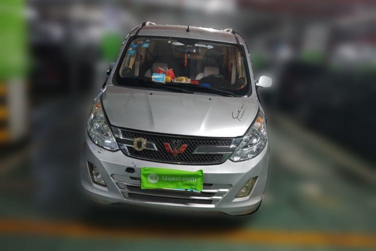 Used Wuling Rongguang V 2018 1.5L Standard Version Front