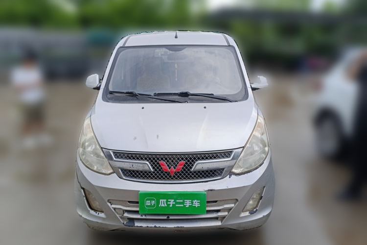 Used Wuling Rongguang V 2018 1.5L Standard Version Front