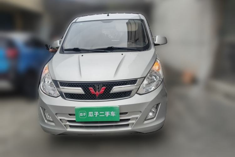 Used Wuling Rongguang V 2018 1.5L Standard Version Front