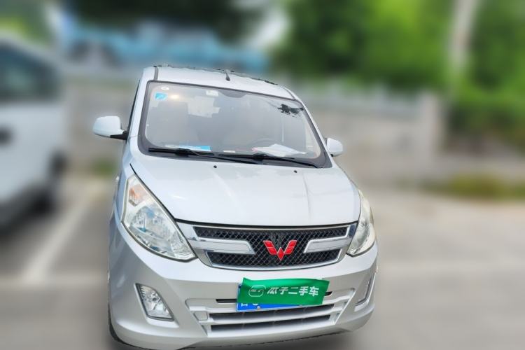 Used Wuling Rongguang V 2018 1.5L Standard Version Front